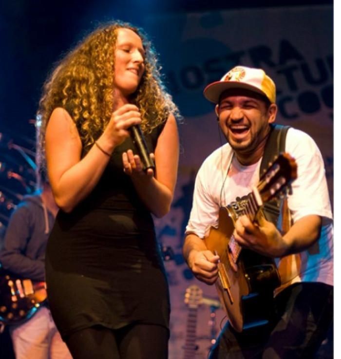 Tabeah Mangelsdorf e Poesia Samba Soul promovem encontro musical no Espaço Comunidade