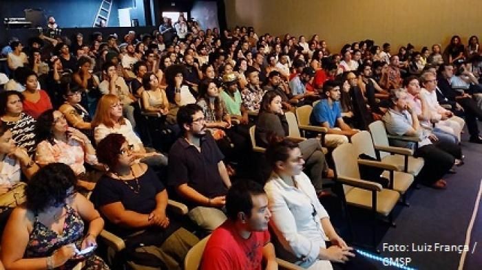 Programa Jovem Monitor Cultural lança livro nesta sexta-feira na Galeria Olido