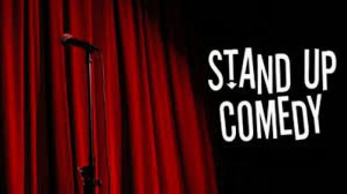 Sede da comunidade Vila Fundão sedia Stand Up Comedy