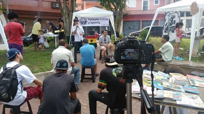Coletivo “Periferia, Cultura e Resgate” ocupa Praça no Morro do Índio com sarau literário