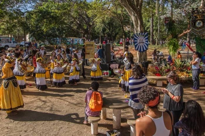 Coletivo Ajayô promove formação cultural sobre o surgimento do samba no Jardim Monte  Azul