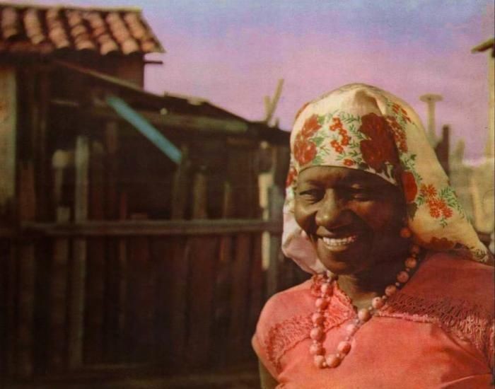 Cine debate das mina discute vida e obra de Carolina Maria de Jesus no Grajaú