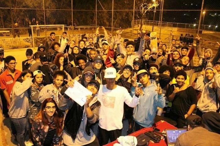 Coletivos do Jardim Ângela ocupam Praça do Bambuzal com intervenções culturais