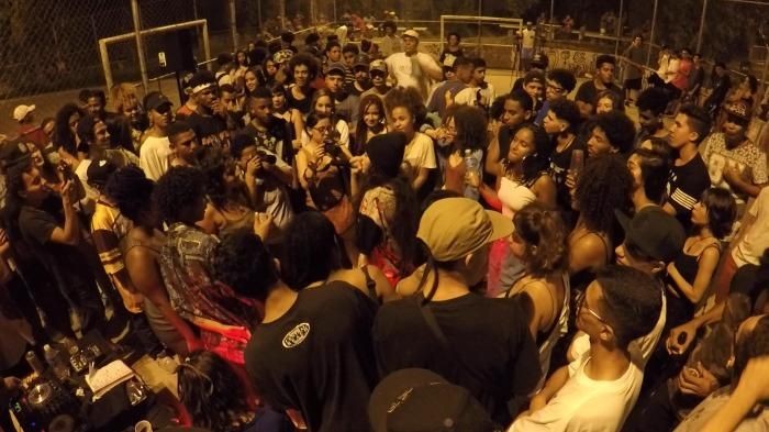 Batalhas de rima criam espaços políticos no Jardim Ângela