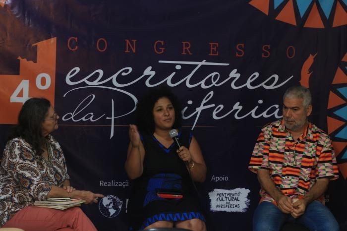 “A literatura irrigou a subjetividade dos moradores das periferias”, diz Maria Vilani em debate no Congresso de Escritores