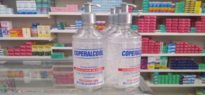 Farmacêuticos afirmam: o álcool em gel poderia ser gratuito