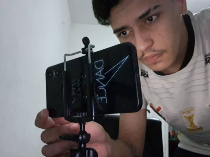 “Minha intenção é fazer com que o favelado se imagine como filósofo”, diz youtuber