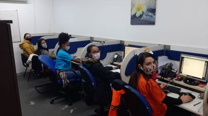 Pandemia aproxima empresa comunitária de internet de moradores da Cidade Ademar