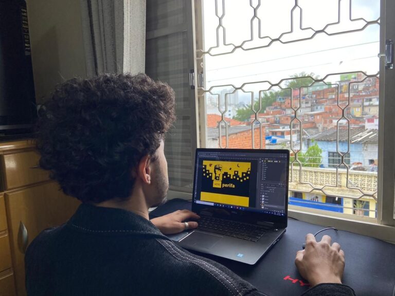Coletivos debatem eleições nas redes sociais com moradores da quebrada