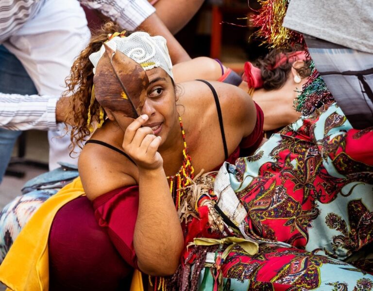 II Festejo Raízes do Riso exalta a comicidade negra e saberes indígenas com programação virtual