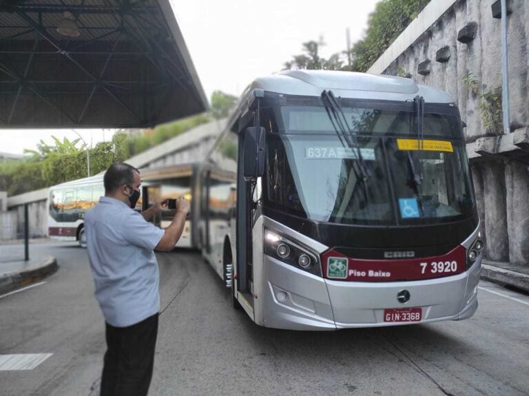 Motorista de ônibus do Grajaú usa Tik Tok para mostrar amor pela profissão