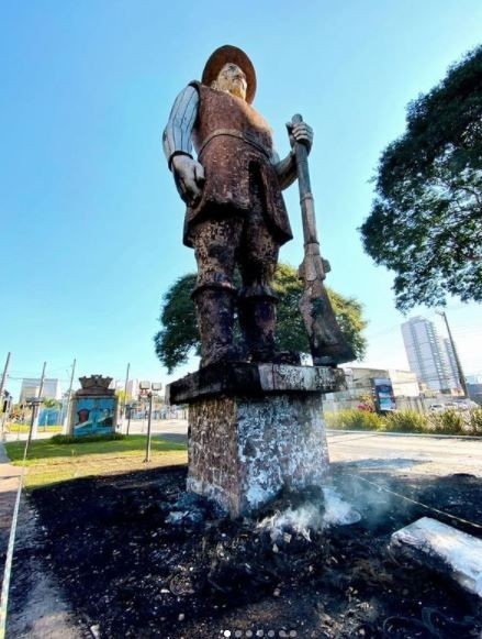 O gigante infame