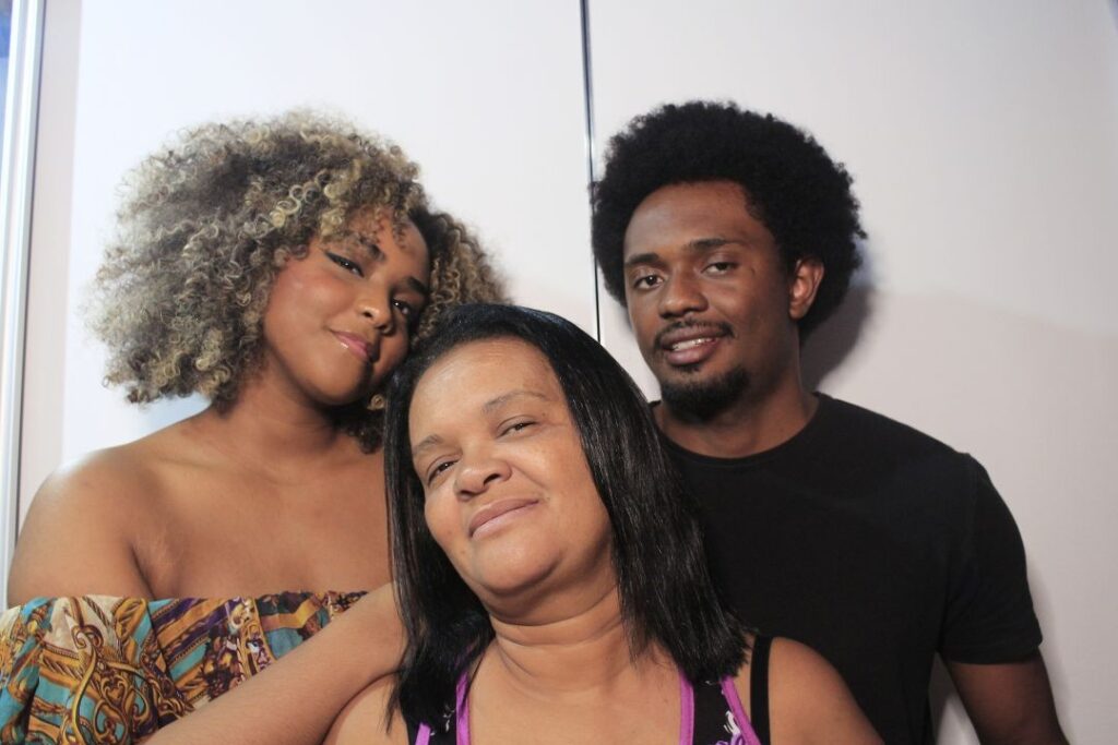 Retrato da família de moradores do Capão Redondo.(Foto: Gustavo Henrique)