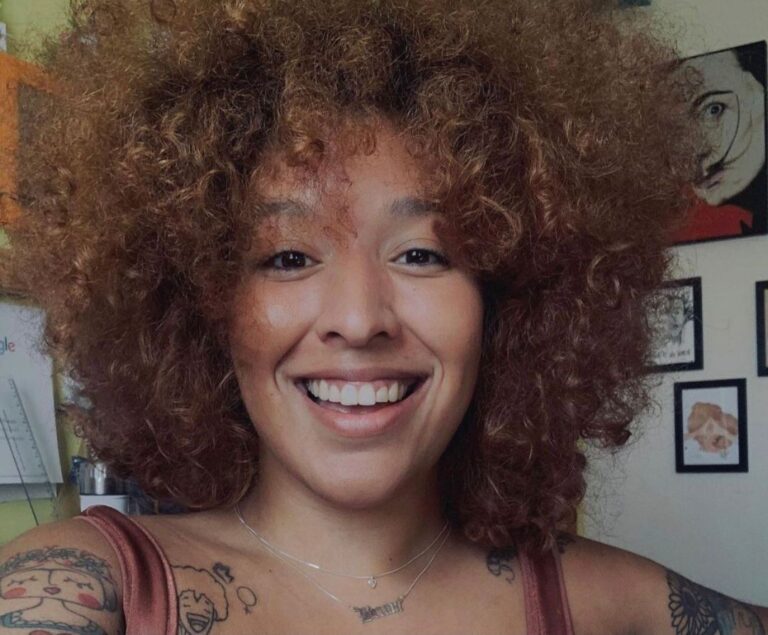 Bruna Bandeira cria outro imaginário sobre a população preta no Instagram