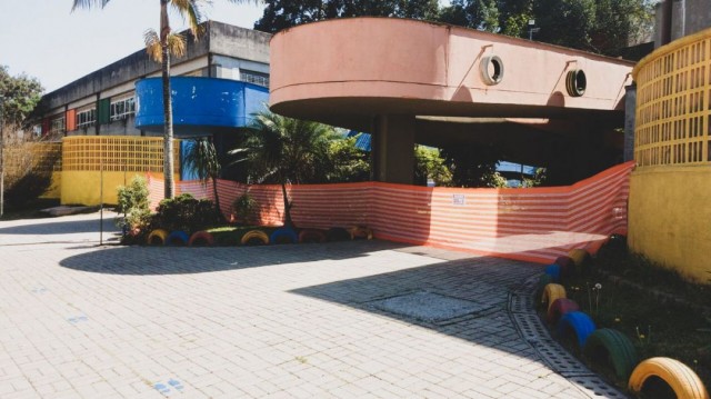 Interdição do CEU Capão Redondo preocupa pais de alunos e funcionários