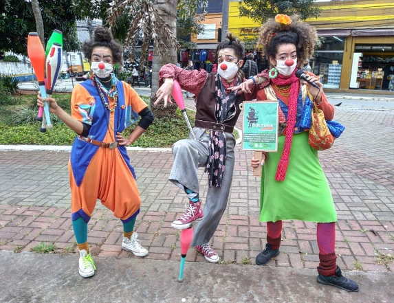 Confira quatro espetáculos gratuitos promovidos por grupos de teatro das periferias de SP