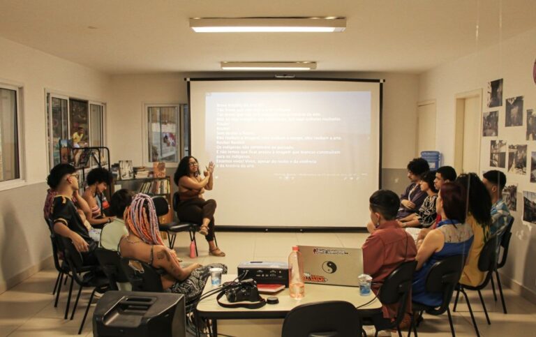 “Portando os docs”: projeto fortalece articuladores periféricos com apoio de políticas públicas
