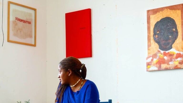 “Meu fazer artístico é sobre mim e não sobre as violências”, afirma a artista Micaela Cyrino