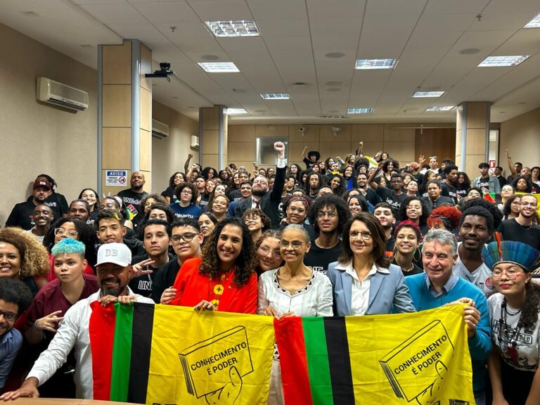 Cursinhos Populares Periféricos ocupam Brasília