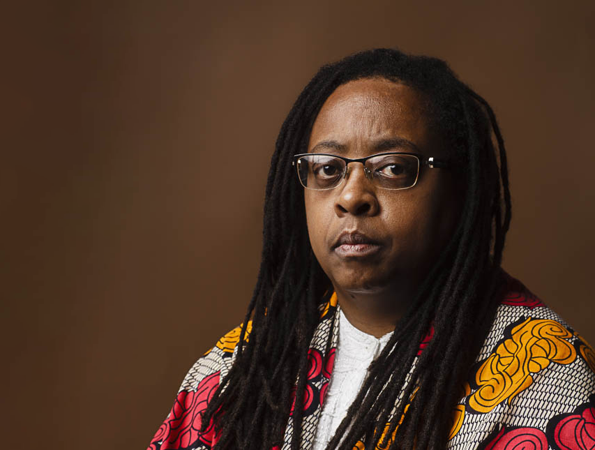 A autora Cidinha da Silva é destaque na programação. Ela participa da mesa "MESA: CORPO, PALAVRA, CIDADE - INTERSECÇÕES", com Lu Coelho.