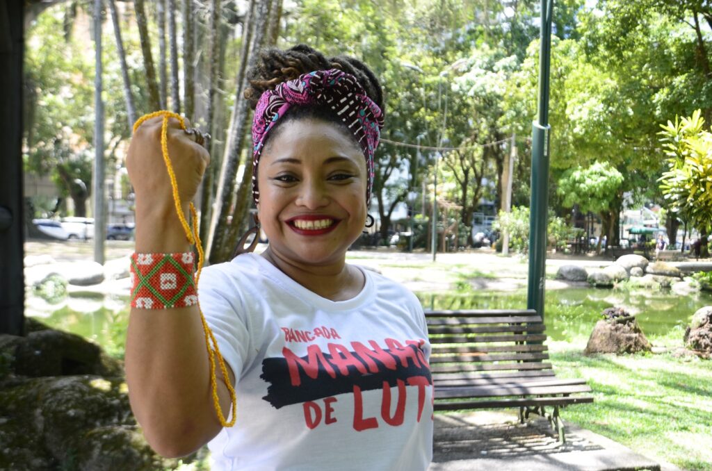 Nazaré Cruz participa de reunião de enfrentamento à violência política de raça e gênero.