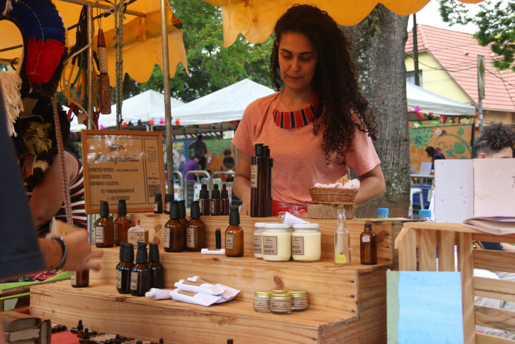 Natali Alencar, empreendedora de cosméticos naturais nas periferias de São Paulo. Foto: Luau Queiroz, jovem da 8ª edição do Você Repórter da Periferia (Setembro de 2024).