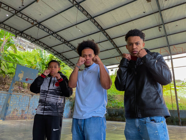 Família Street Boxe: iniciativa oferece aulas gratuitas no Jardim Sapopema, em Diadema
