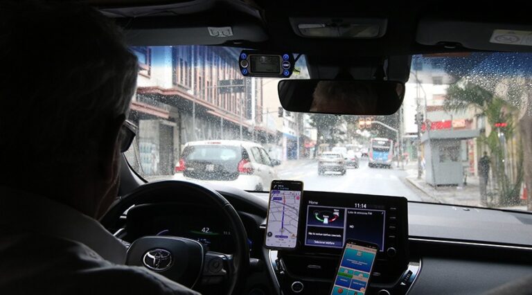 Com regulação em debate, trabalhadores de aplicativo relatam rotina nas plataformas